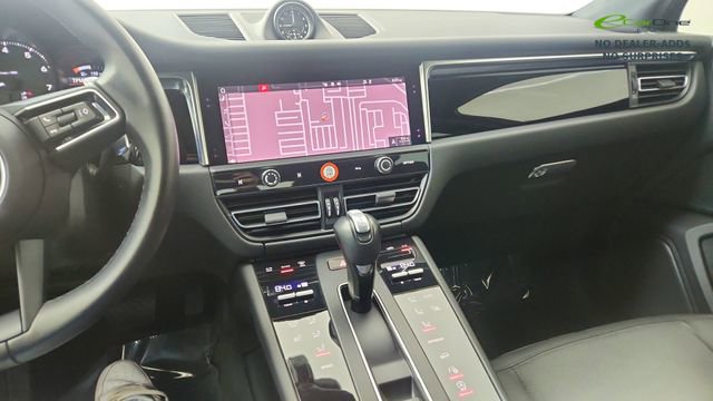 Used 2024 Porsche Macan image 43