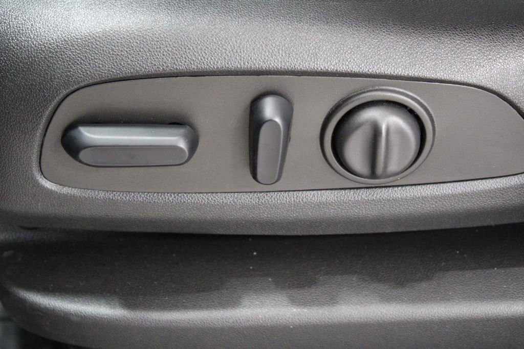 Used 2024 Chevrolet Equinox RS w/ RS Leather Package image 57