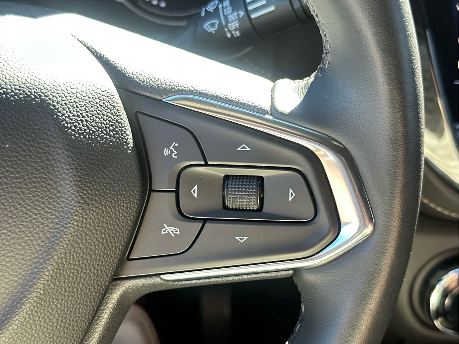 Certified 2023 Chevrolet TrailBlazer ACTIV w/ Sun and Liftgate Package image 28