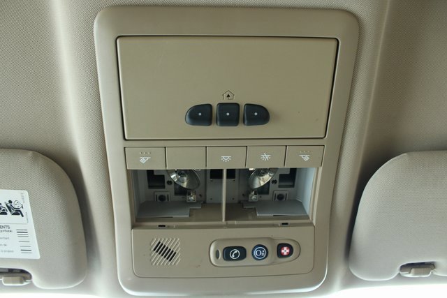 Used 2008 Saturn Vue XR w/ Premium Trim Package image 27