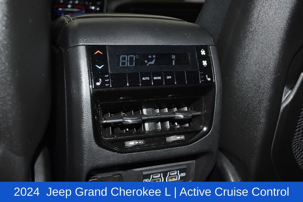 Used 2024 Jeep Grand Cherokee L Limited w/ Luxury Tech Group II image 25