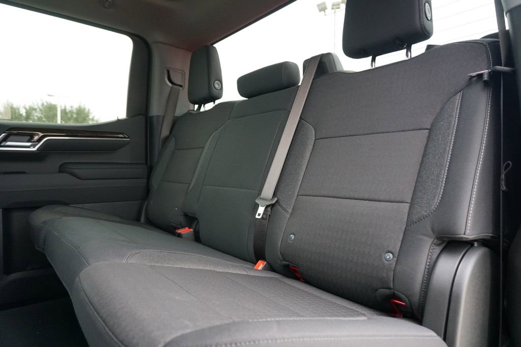 New 2026 GMC Sierra 1500 SLE image 19