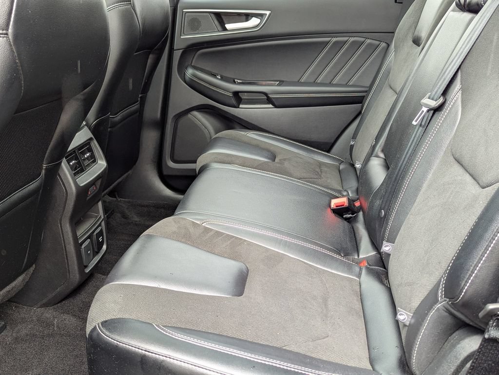 Used 2019 Ford Edge ST w/ Equipment Group 401A AWD/4WD image 23
