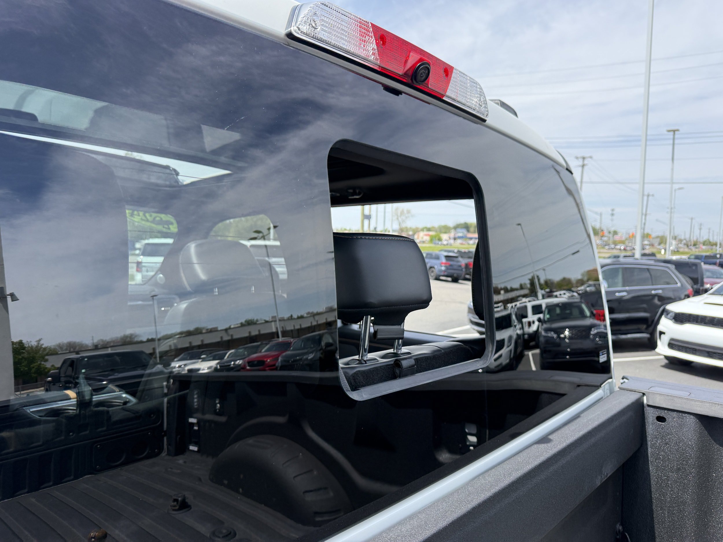 Used 2024 Ford F450 Platinum w/ FX4 Off-Road Package AWD/4WD image 33