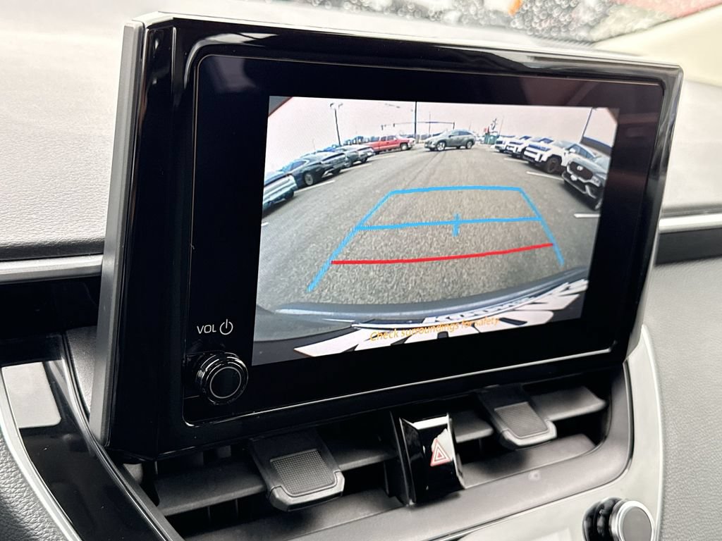 Used 2024 Toyota Corolla LE FWD image 19
