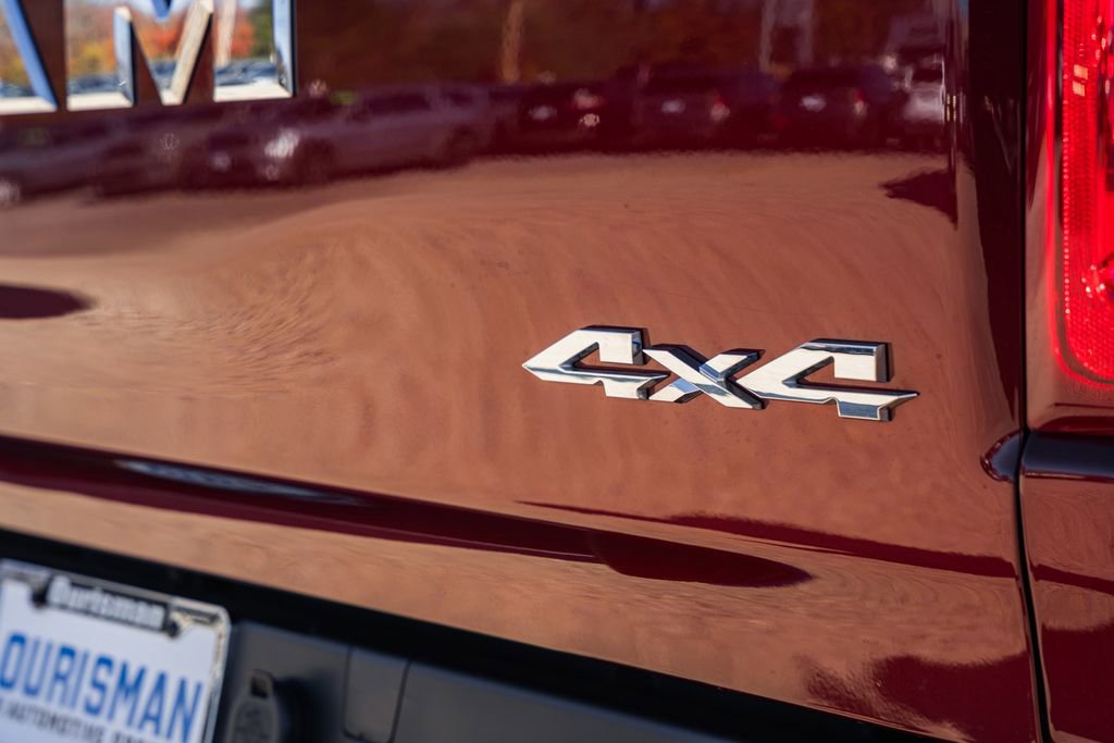 Used 2025 RAM 1500 Laramie image 7