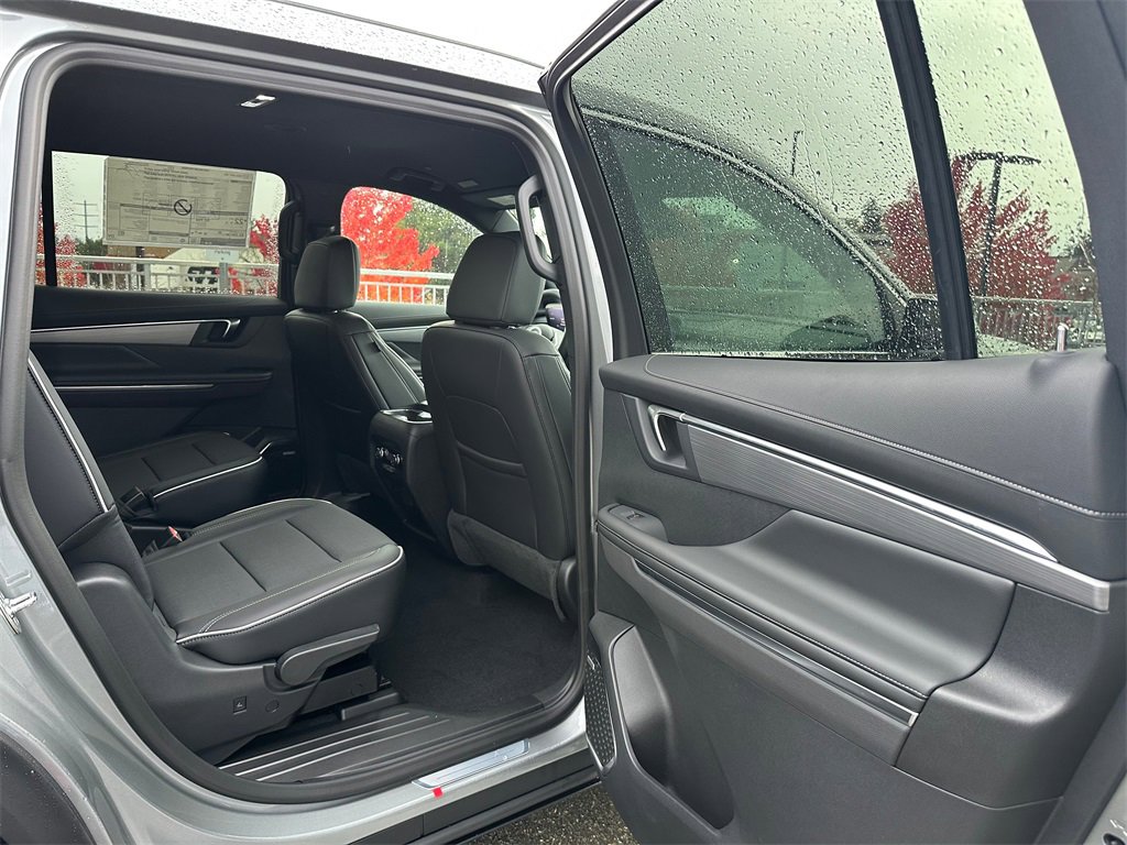 New 2026 Buick Enclave Preferred w/ Power Package image 13