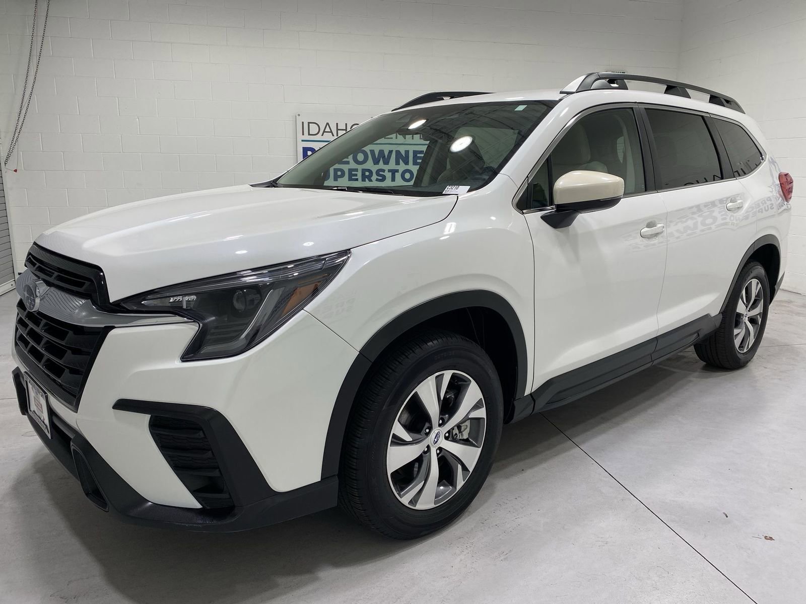 Certified 2025 Subaru Ascent Premium AWD/4WD image 4
