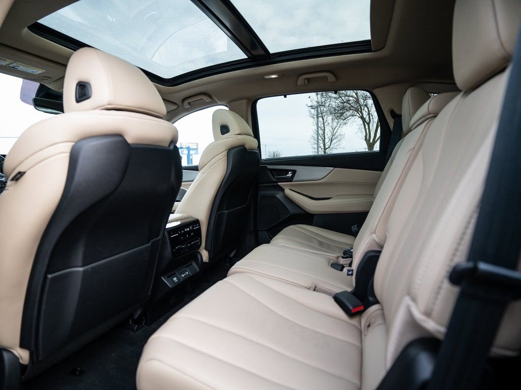 Certified 2023 Acura MDX SH-AWD w/ Technology Package image 41