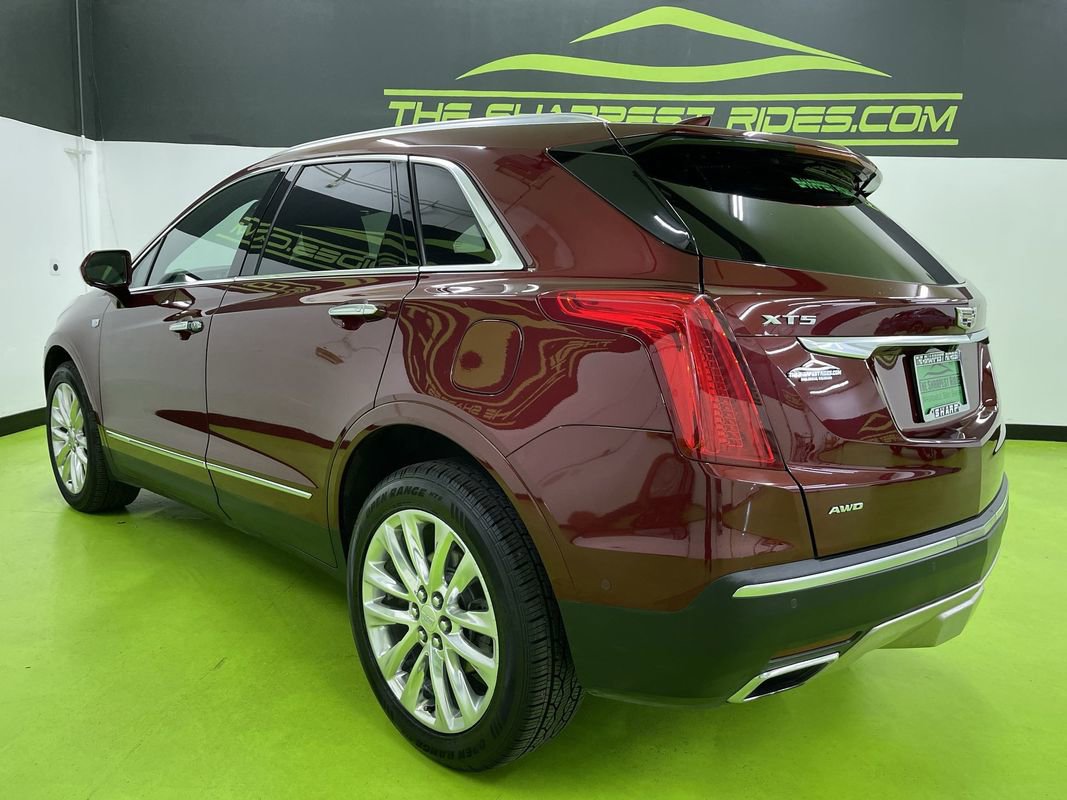 Used 2017 Cadillac XT5 Platinum w/ Driver Assist Package image 7