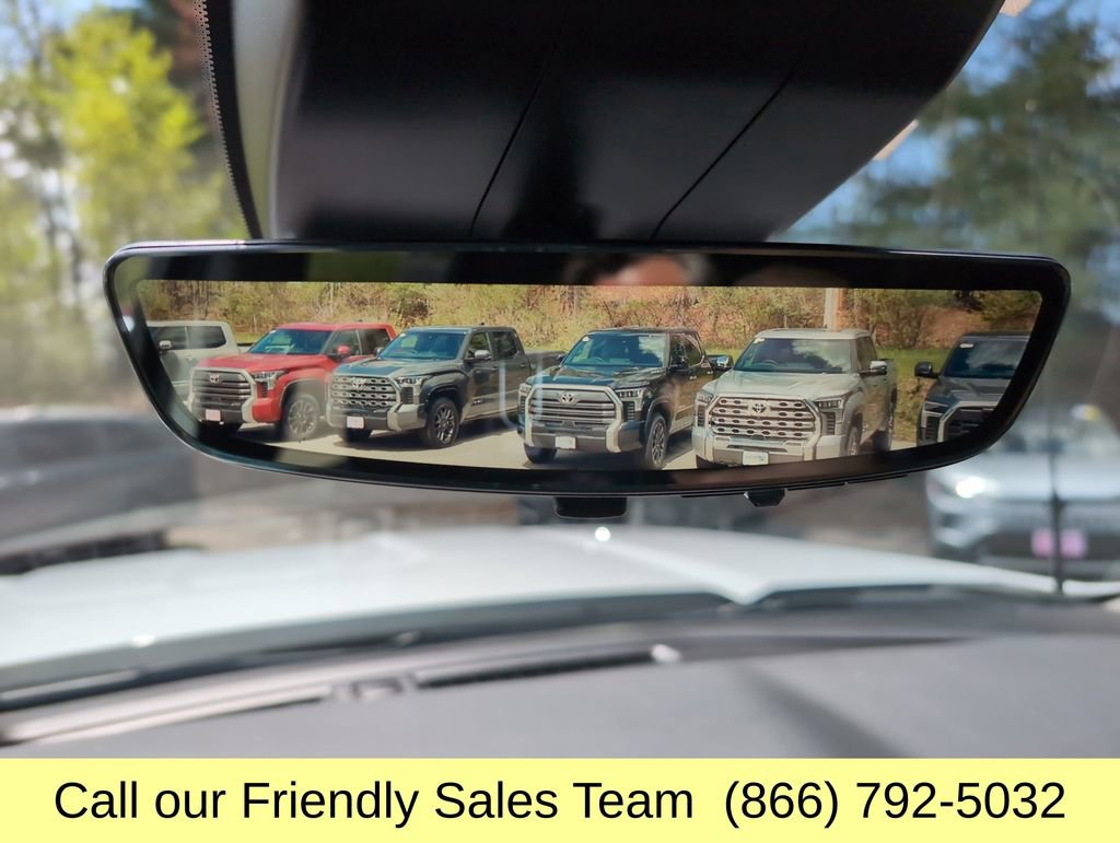 Used 2024 GMC Sierra 2500 Denali w/ Denali Reserve Package AWD/4WD image 32