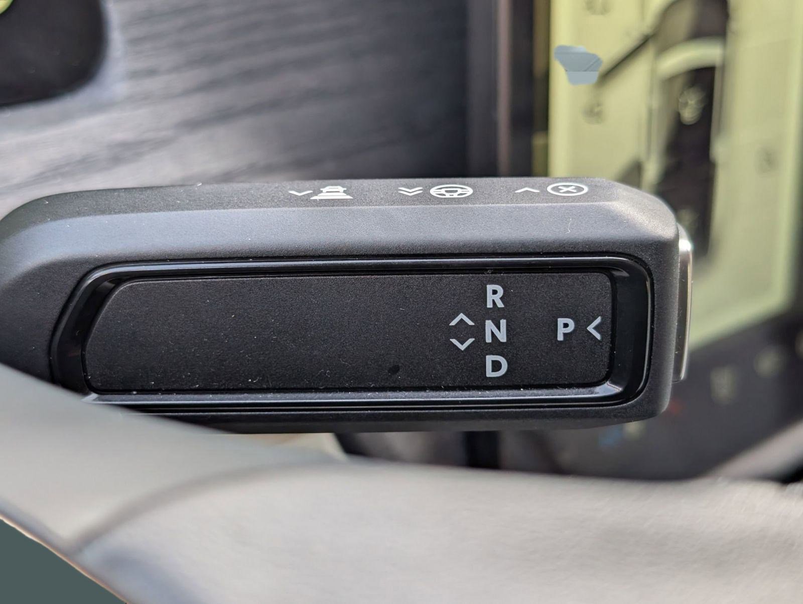 Used 2025 Rivian R1T Adventure image 26