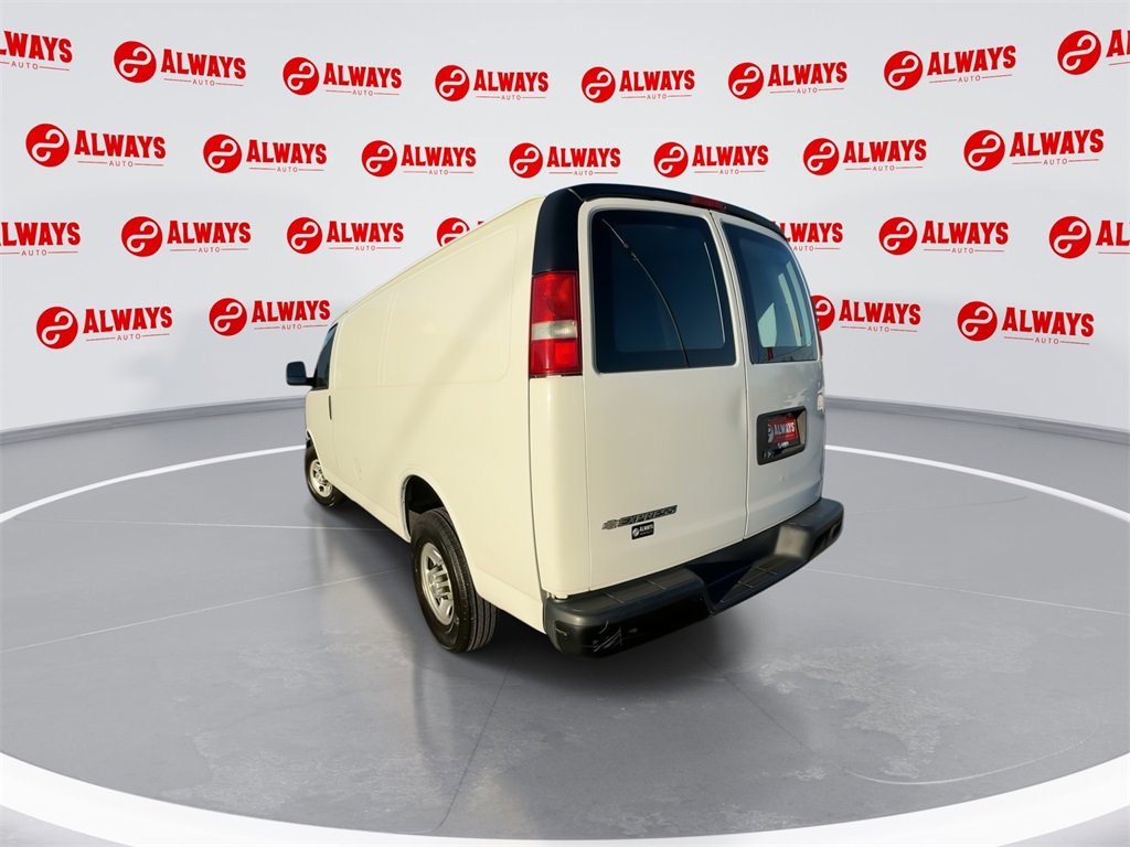 Used 2021 Chevrolet Express 2500 w/ Driver Convenience Package image 6