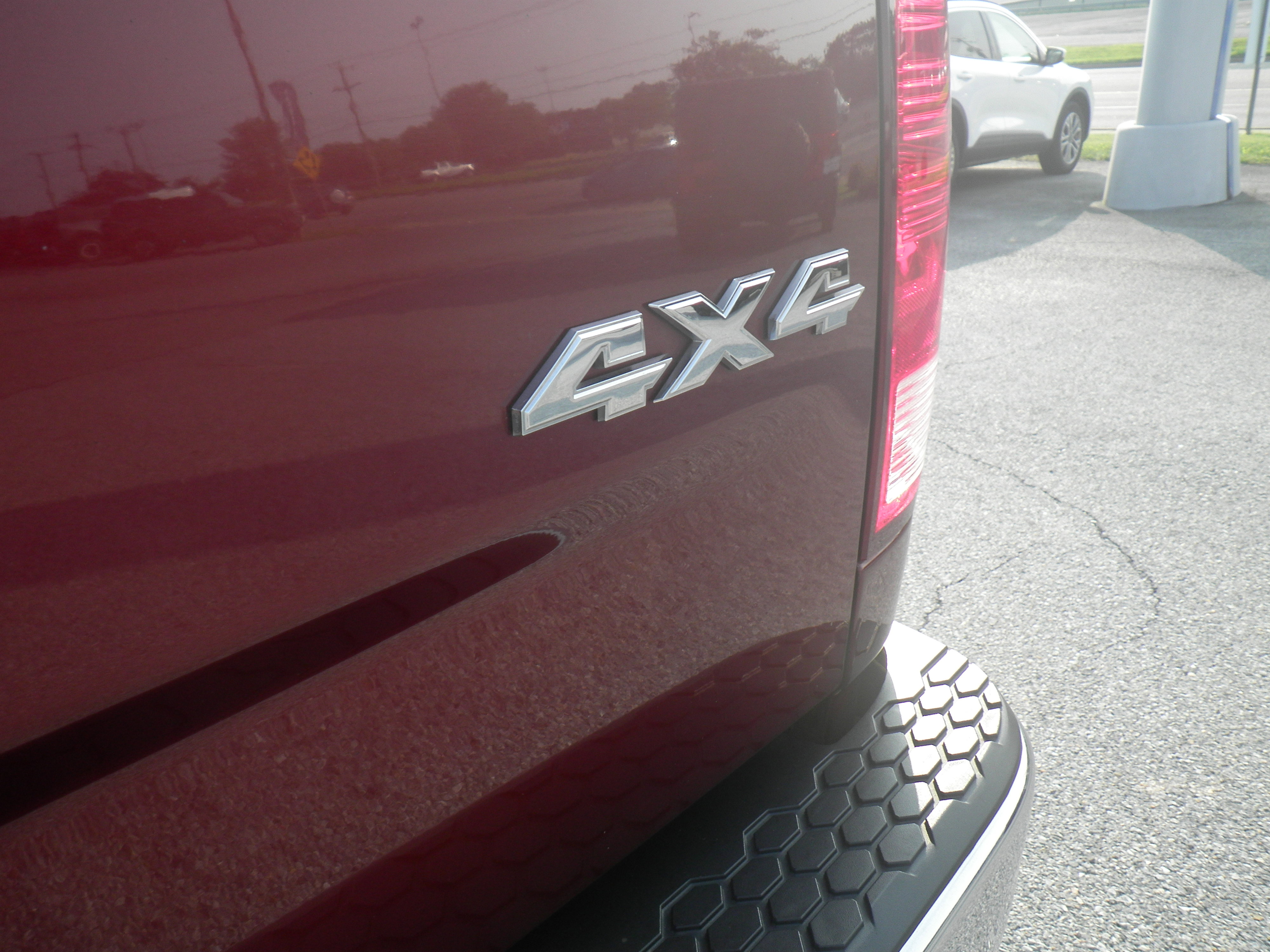 Used 2021 RAM 1500 Tradesman w/ Tradesman SXT Package image 12