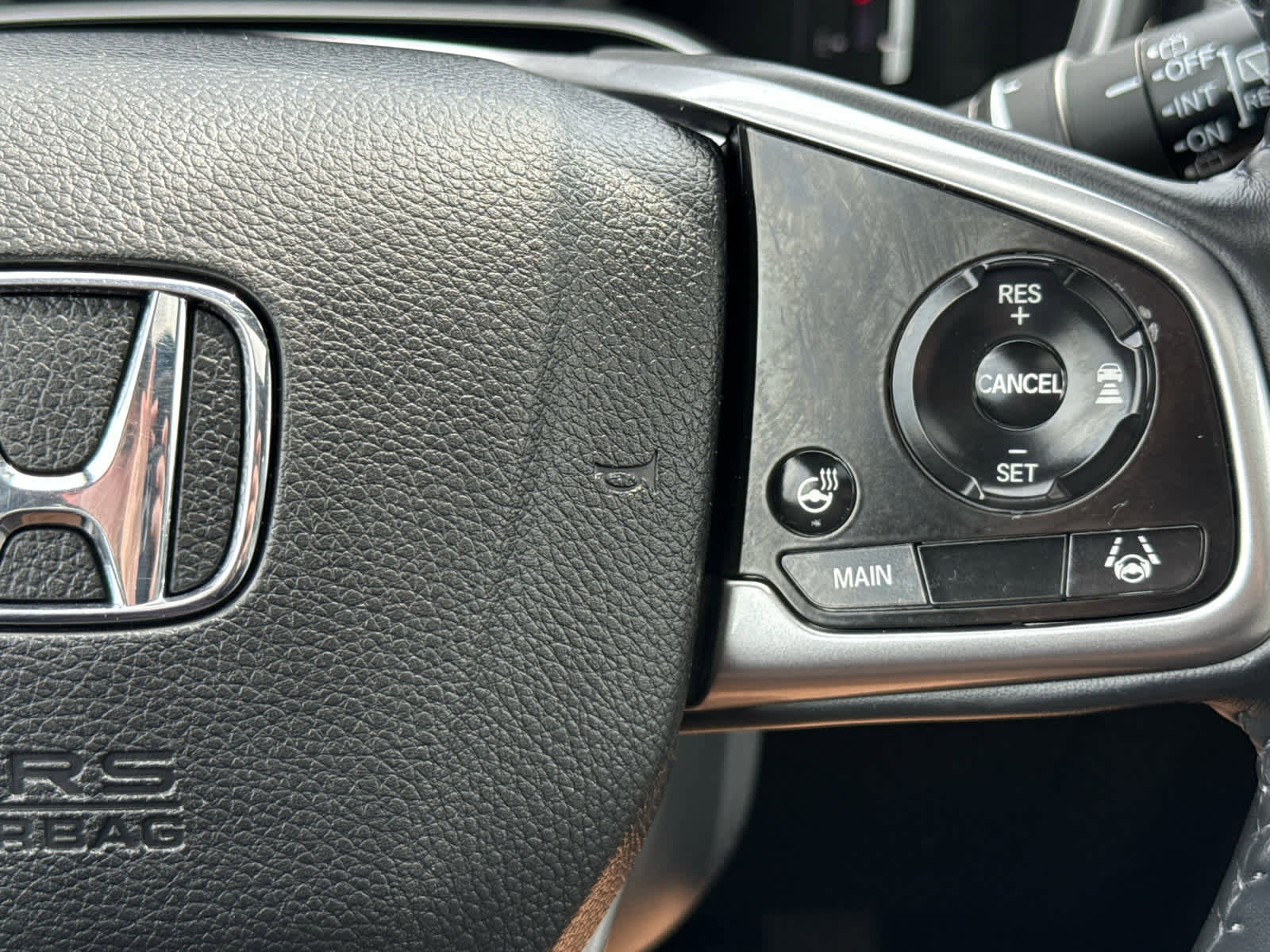 Used 2022 Honda CR-V Touring image 18