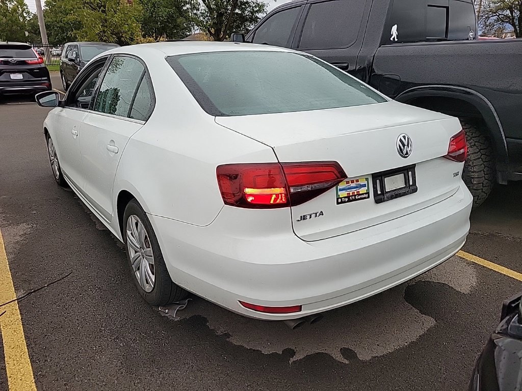 Used 2017 Volkswagen Jetta S FWD image 4
