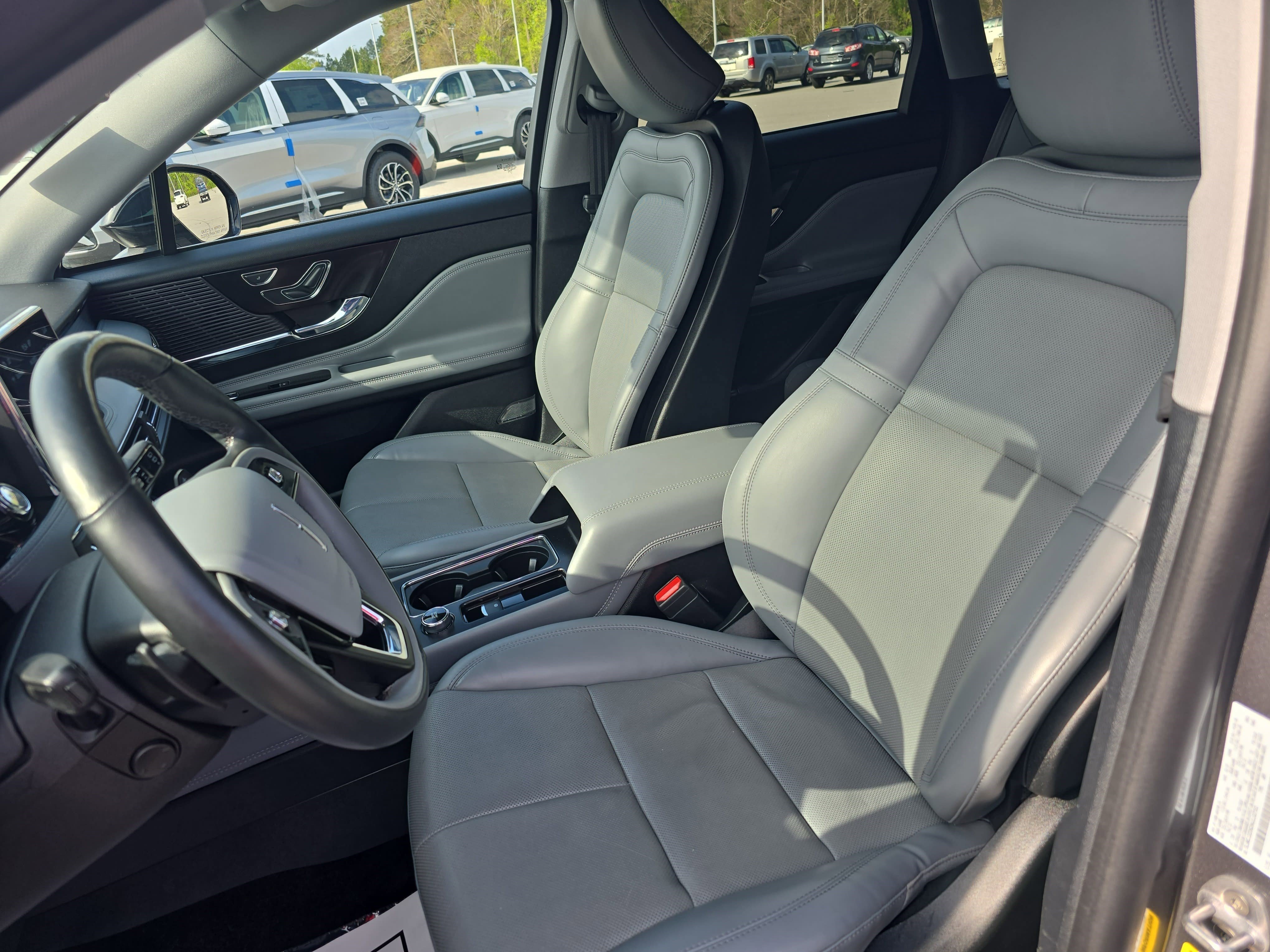 Certified 2022 Lincoln Corsair Reserve w/ Equipment Group 201A image 14