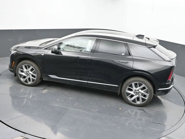 New 2025 Cadillac Optiq Luxury 1 w/ LPO, Floor Liner Package image 35