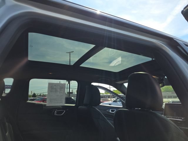 Used 2024 Jeep Compass Limited w/ Driver Assist Group I AWD/4WD image 48