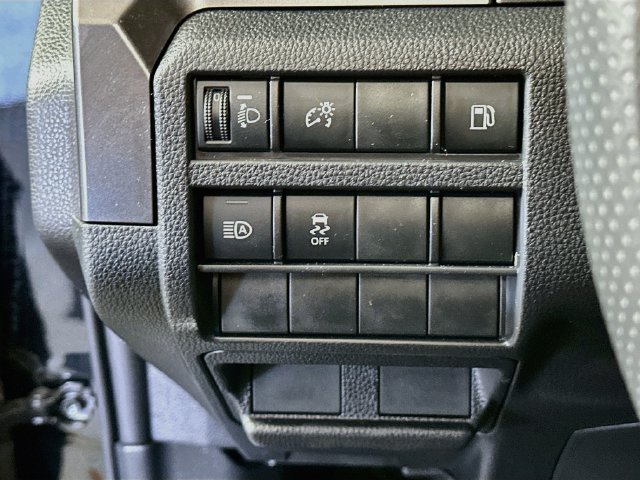 Used 2026 Toyota 4Runner SR5 AWD/4WD image 12