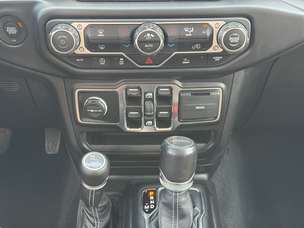 Used 2021 Jeep Gladiator Overland w/ Popular Equipment Package AWD/4WD image 19