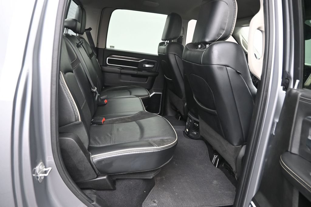 Used 2024 RAM 2500 Laramie AWD/4WD image 15