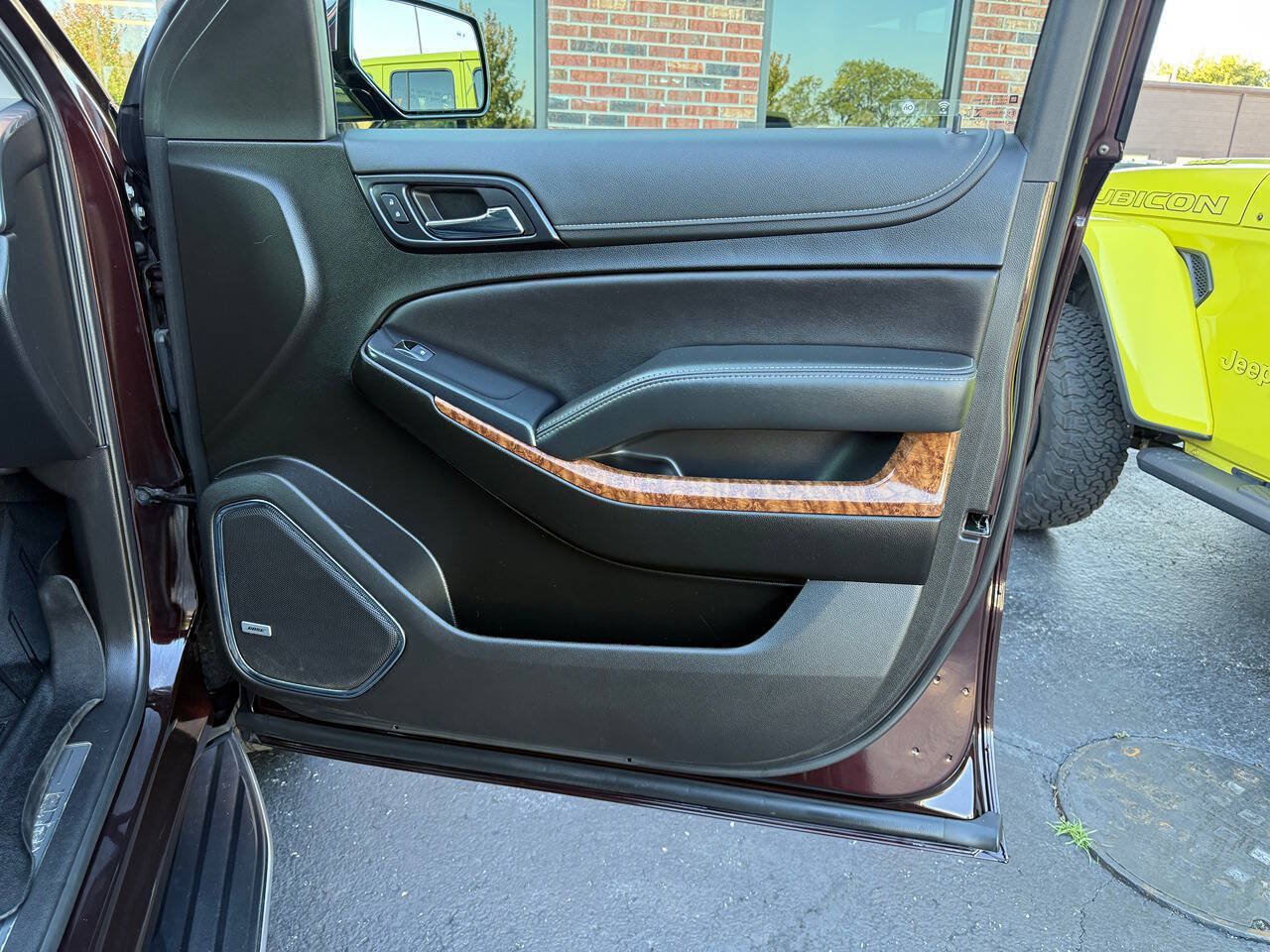 Used 2020 Chevrolet Tahoe Premier AWD/4WD image 26