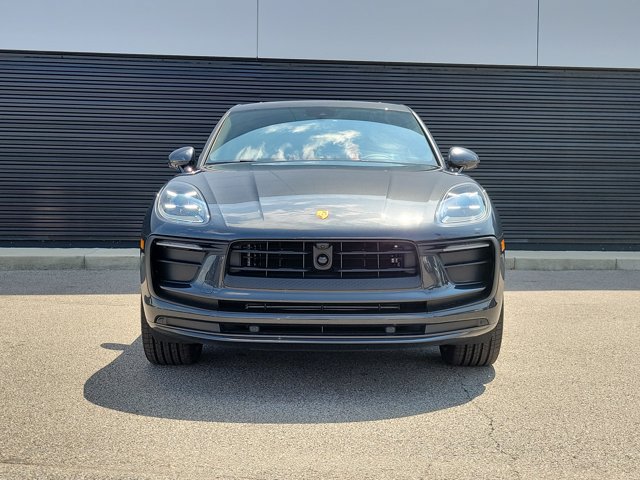 Certified 2026 Porsche Macan Turbo AWD/4WD image 10
