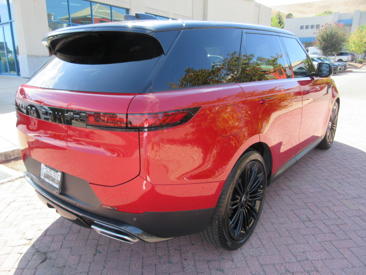 Used 2024 Land Rover Range Rover Sport SE image 80