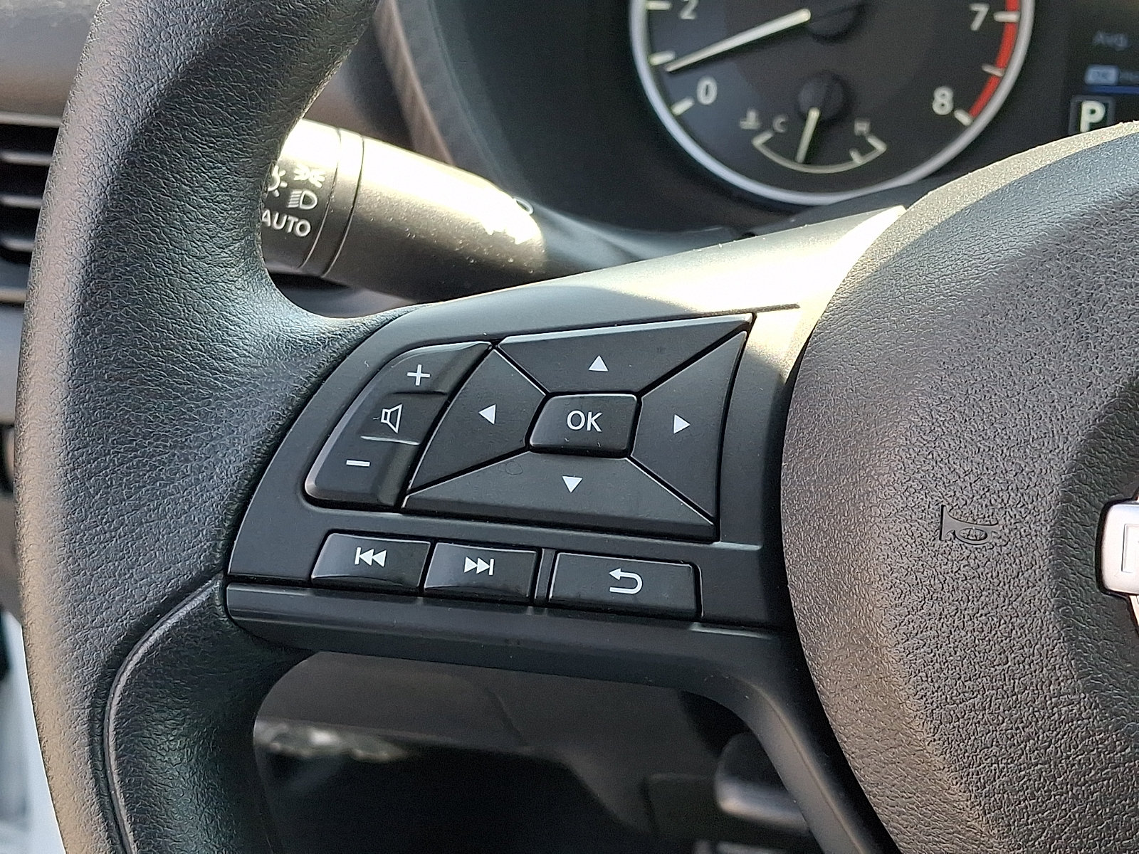 Certified 2025 Nissan Sentra S FWD image 21