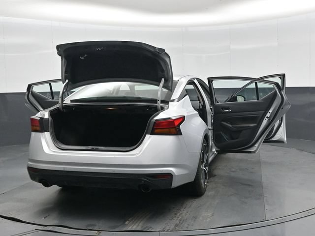 Used 2023 Nissan Altima 2.5 SR FWD image 49