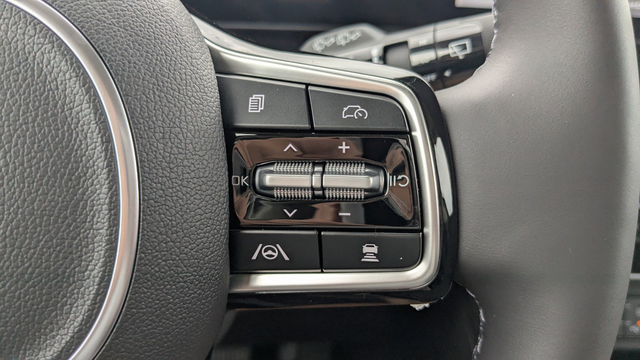 New 2026 Kia Carnival SX Prestige image 32