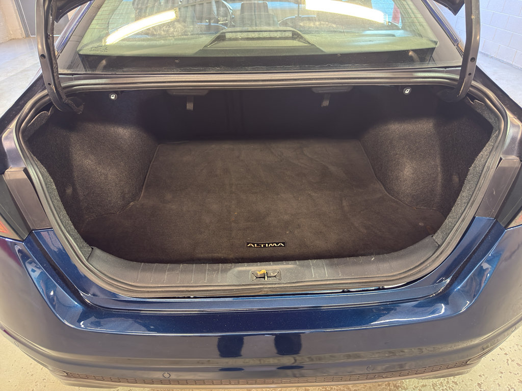 Used 2021 Nissan Altima 2.0 SR FWD image 32