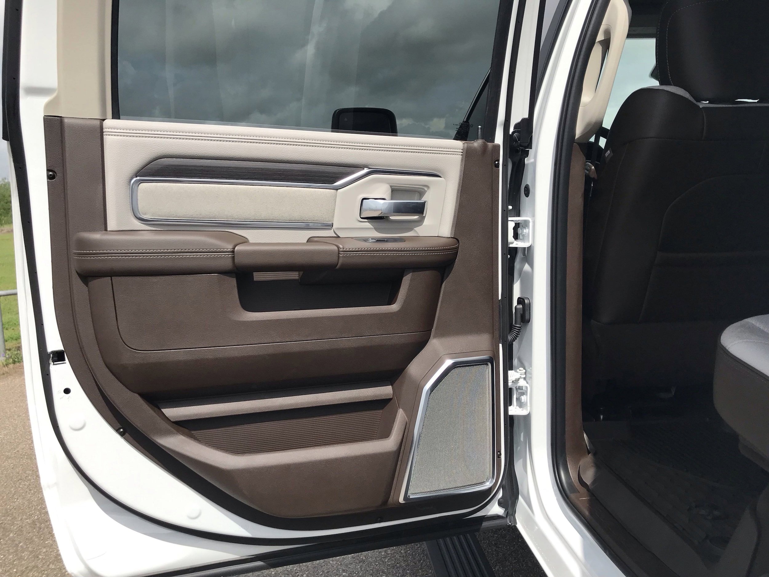 New 2025 RAM 2500 Laramie image 20