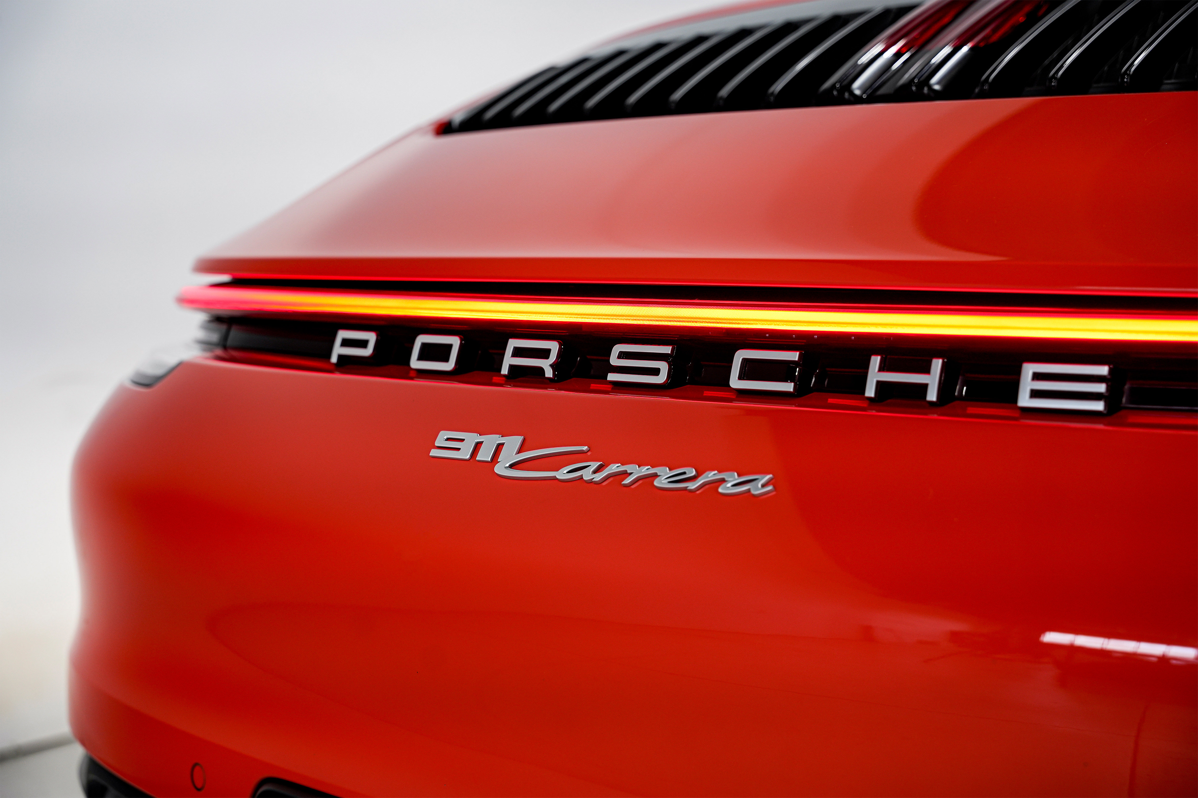 Used 2022 Porsche 911 Carrera image 44