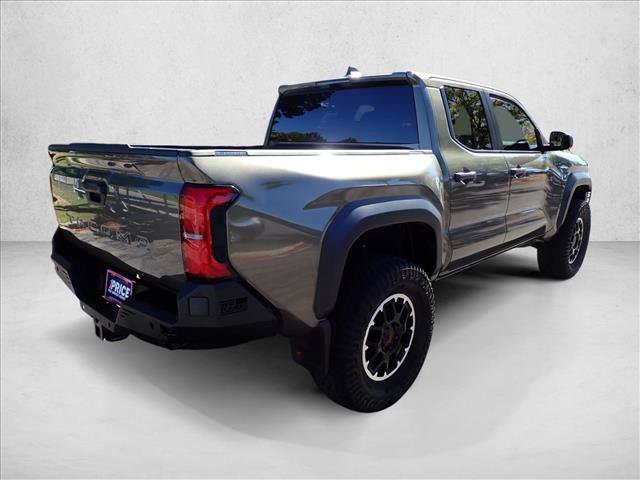 Used 2025 Toyota Tacoma TRD Off-Road AWD/4WD image 4