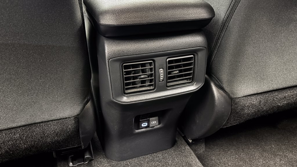 Certified 2025 Toyota RAV4 XLE AWD/4WD image 29