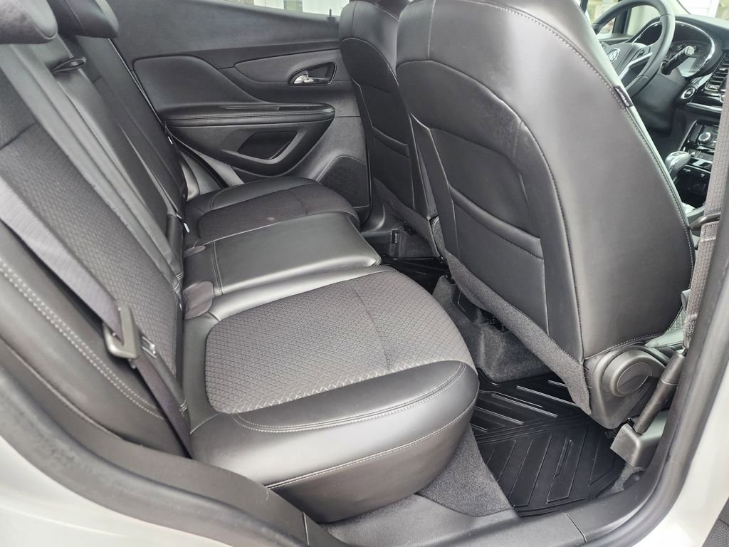 Certified 2022 Buick Encore Preferred image 17