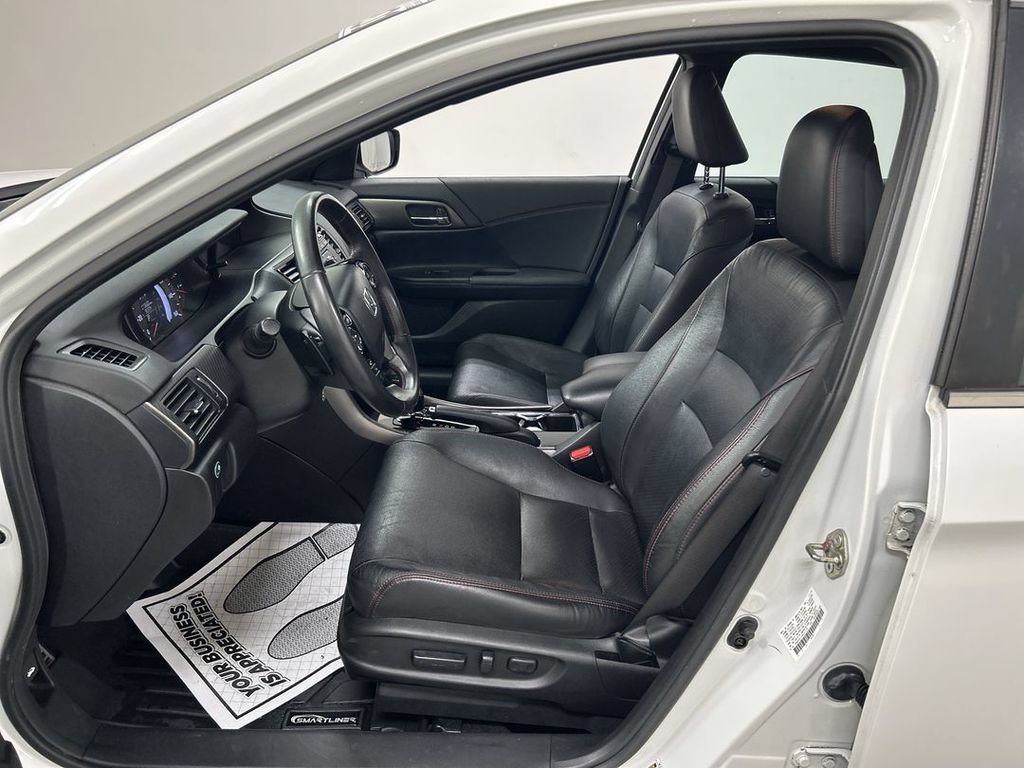 Used 2017 Honda Accord Sport Special Edition image 9