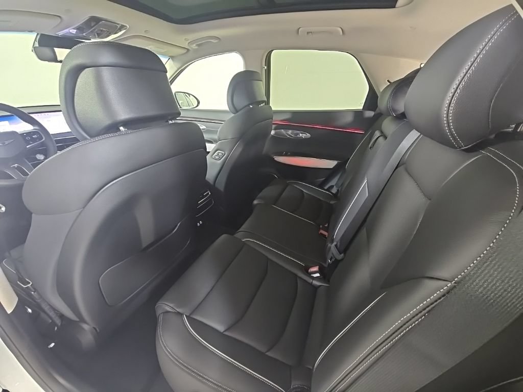 New 2027 Genesis GV70 2.5T Advanced AWD/4WD image 28