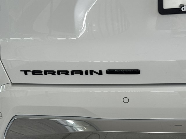 New 2026 GMC Terrain Denali w/ LPO, Black Badging Package AWD/4WD image 9