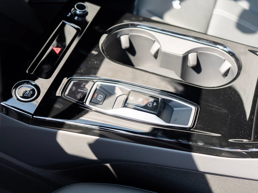 New 2027 Audi Q6 e-tron Premium AWD/4WD image 12