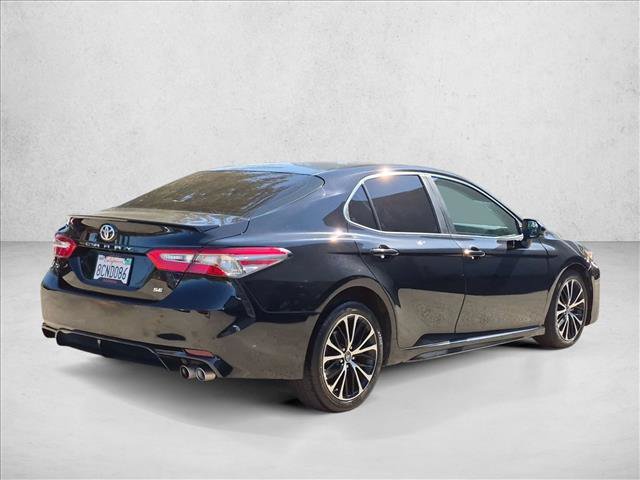 Used 2018 Toyota Camry SE FWD image 5
