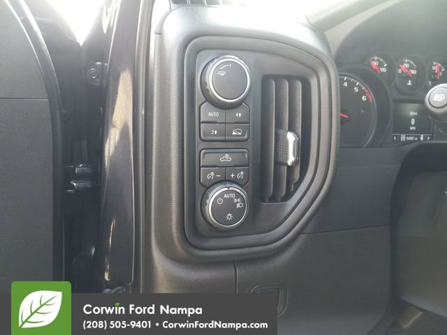 Used 2022 Chevrolet Silverado 1500 Custom image 13