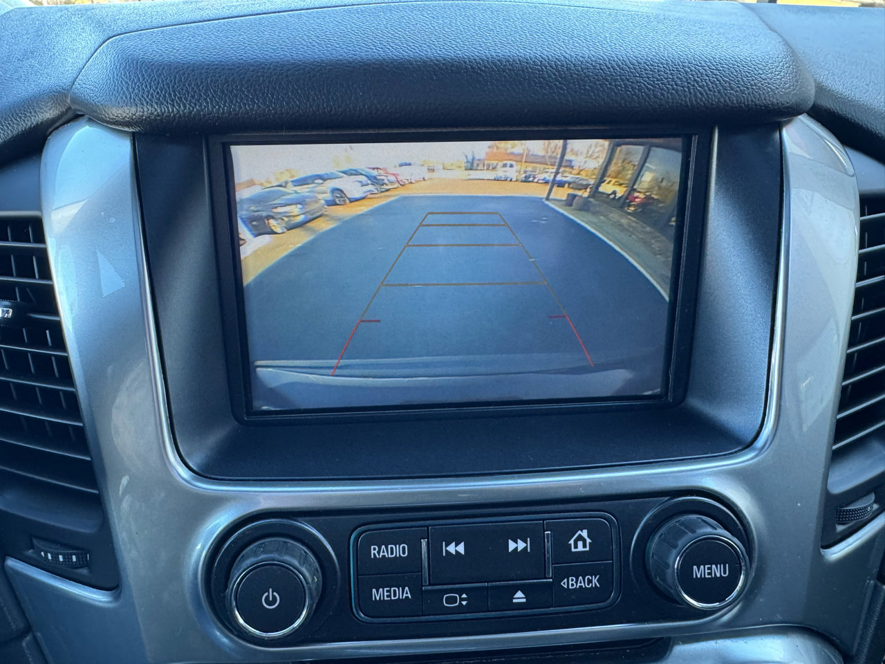 Used 2020 Chevrolet Tahoe LT image 21