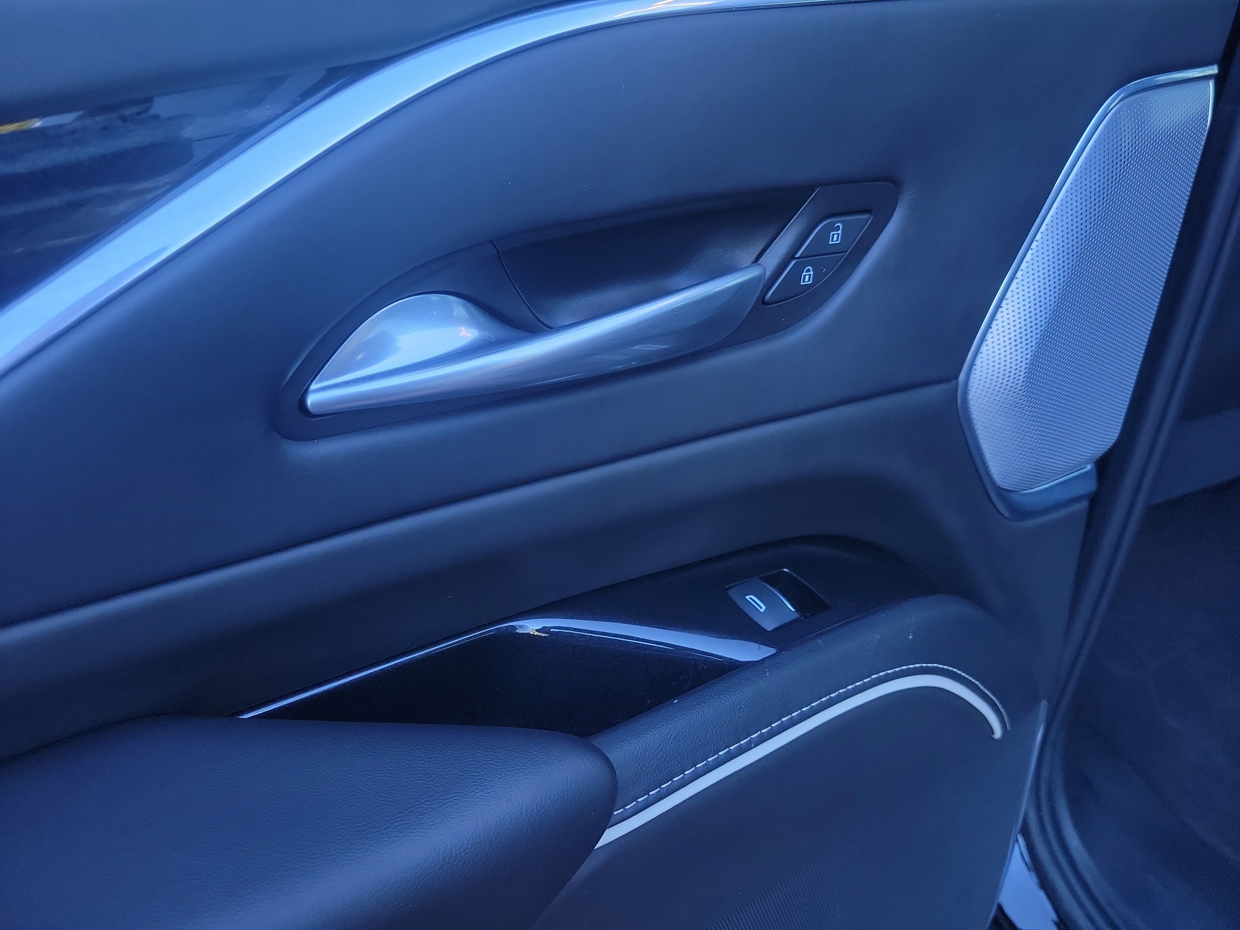 Used 2023 Cadillac Escalade V image 31