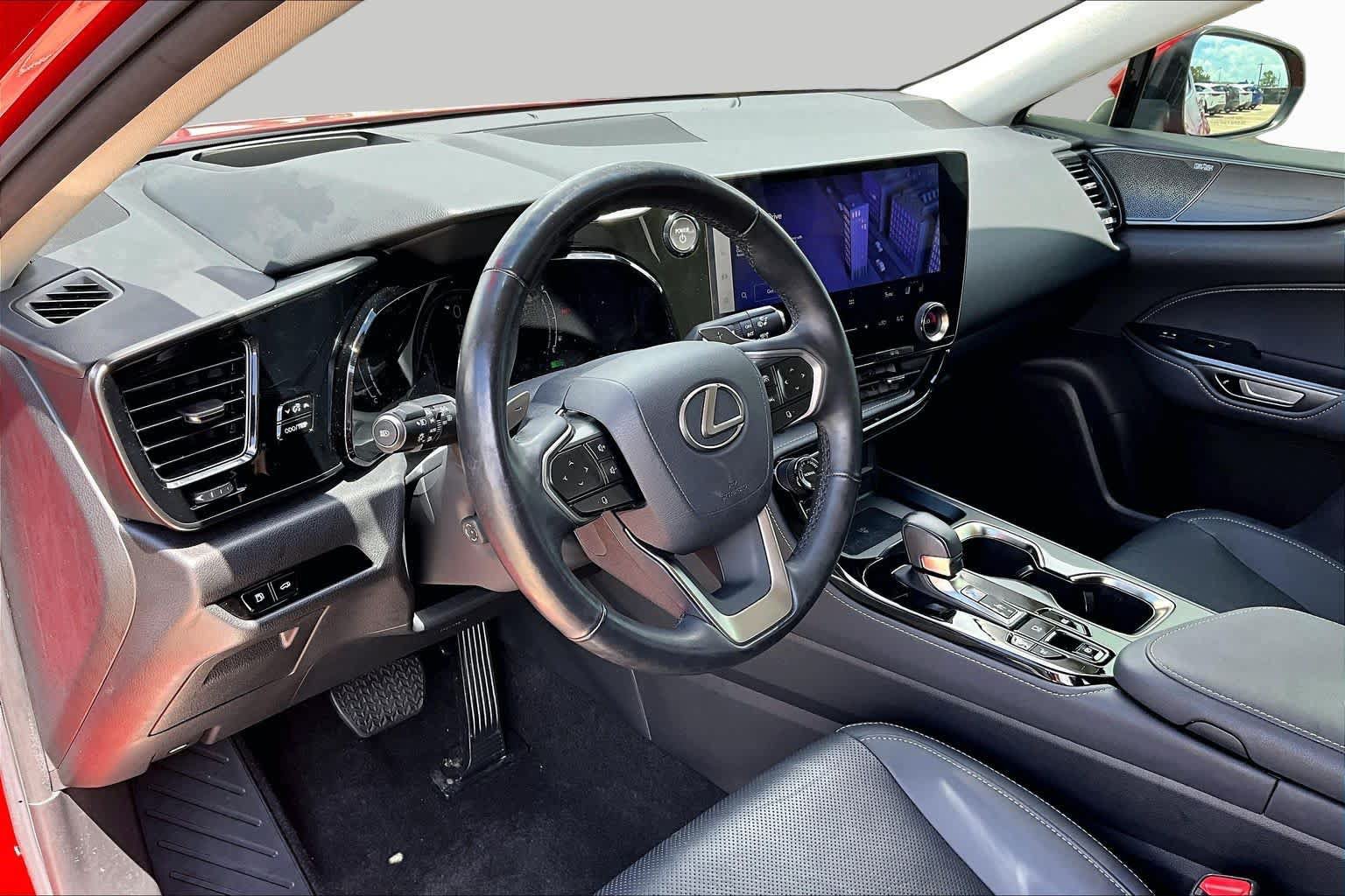 Used 2024 Lexus NX 350h AWD w/ Vision Package image 18