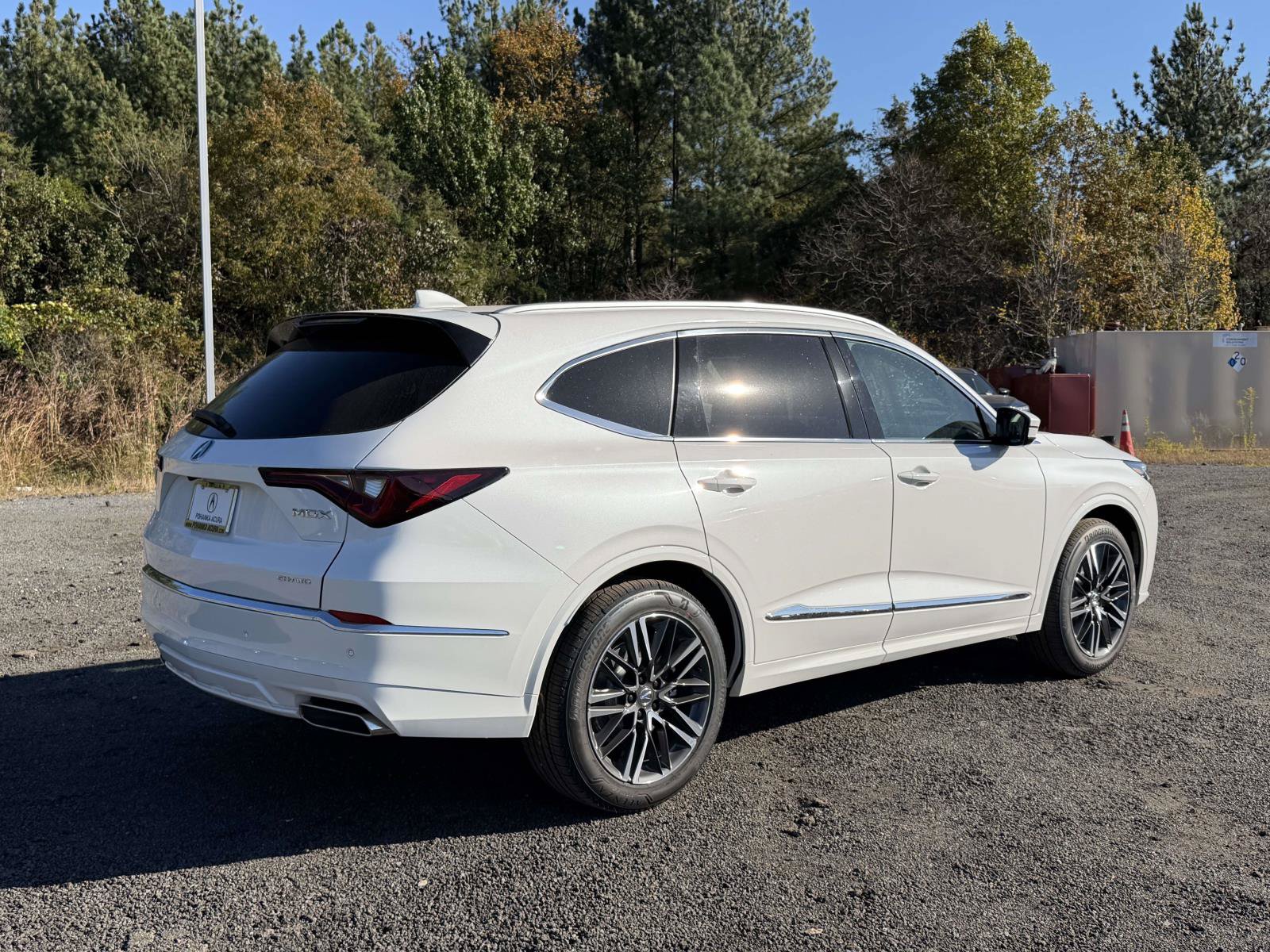 New 2026 Acura MDX w/ Advance Package AWD/4WD image 2