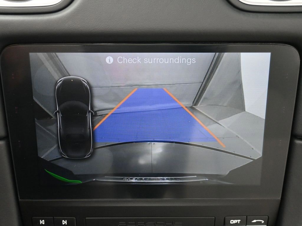 Used 2025 Porsche 718 Boxster image 9