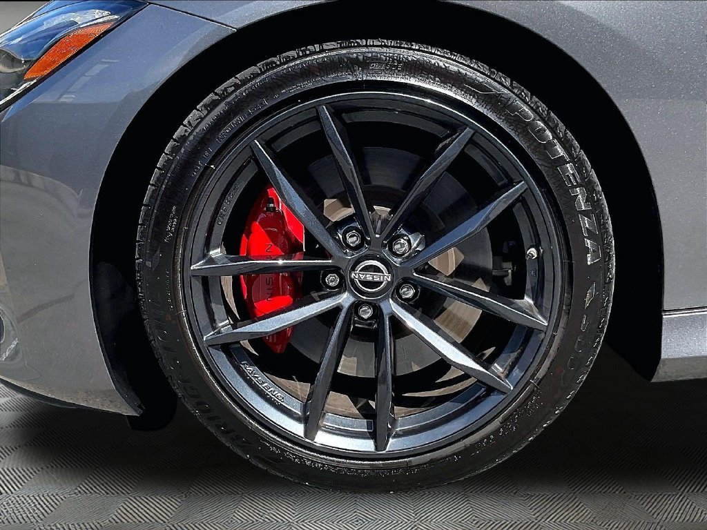 Used 2024 Nissan Z Performance w/ Floor Mat Package RWD image 7